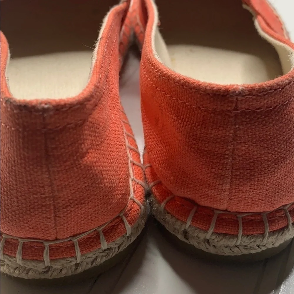 143 Girl Orange Espadrille With Pineapple -Sz 6. ESP0859